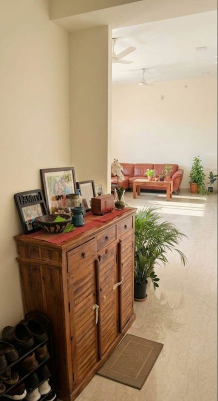 Balcony, jivan-prakash-apartment 2 Bedroom 892 Sq.Ft. Apartment In Matunga West Mumbai 10780183