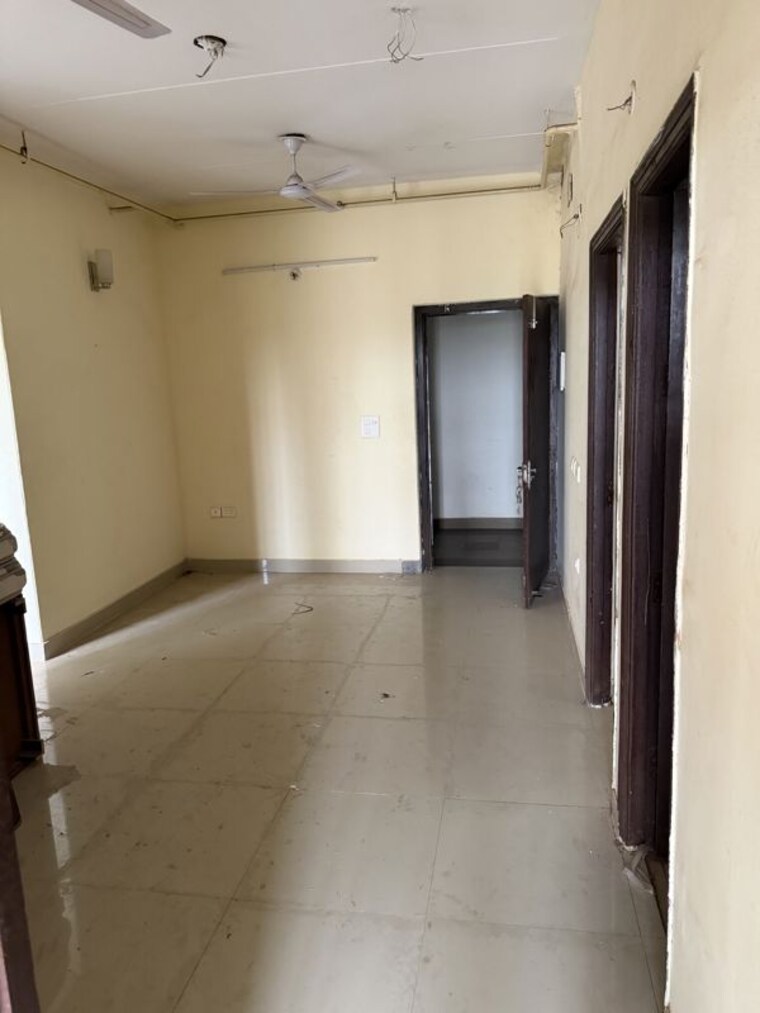 undefined, supertech-golf-country-village 2 Bedroom 1000 Sq.Ft. Apartment In Sector 22d Yamuna Expressway Greater Noida 10780186