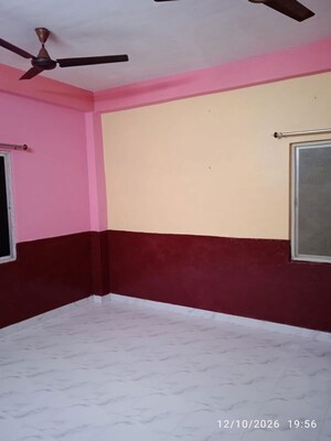Room in 1 BHK Apartment at Chatterjee Para – for Rent