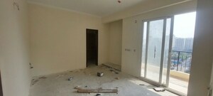 Room in 3 BHK Apartment at Sector 76 – for Rent