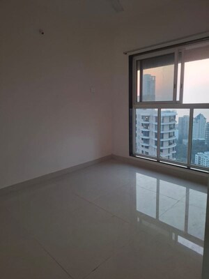 Room in 2 BHK Apartment at Worli – for Rent