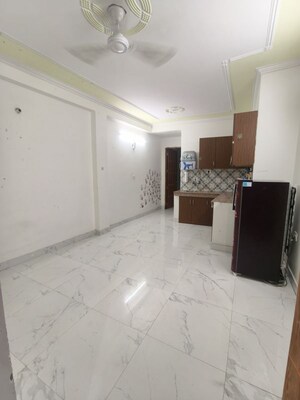 Team Area in 1 BHK Builder Floor at Maidan Garhi – for Rent