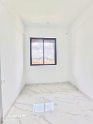 Room in 1.5 BHK Apartment at Risland The Icon, Dhokali – for Sale