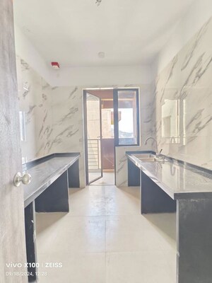 Kitchen in 1.5 BHK Apartment at Risland The Icon, Dhokali – for Sale