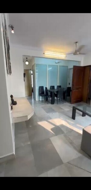 Room in 4 BHK Apartment at Hiranandani Gardens Canna, Powai – for Rent
