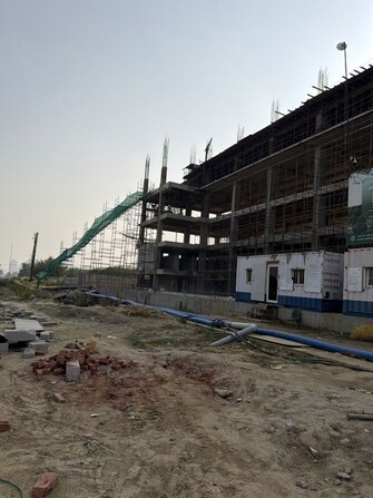 StudioApartment For Sale in Uniwest Aero Hub in Sector 22d Yamuna Expressway, Greater Noida