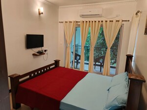 Room in 2 BHK Apartment at Siolim – for Rent