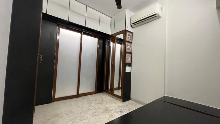 Room, god-gifts-building 1 Bedroom 590 Sq.Ft. Apartment In Lower Parel Mumbai 10780311