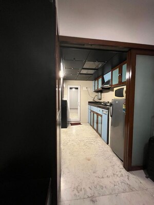 Room in 1 BHK Apartment at God Gifts Building, Lower Parel – for Rent
