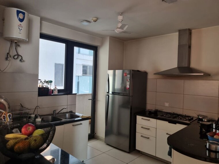 Kitchen, ireo-the-grand-arch 4 Bedroom 2857 Sq.Ft. Apartment In Sector 58 Gurgaon 10780334