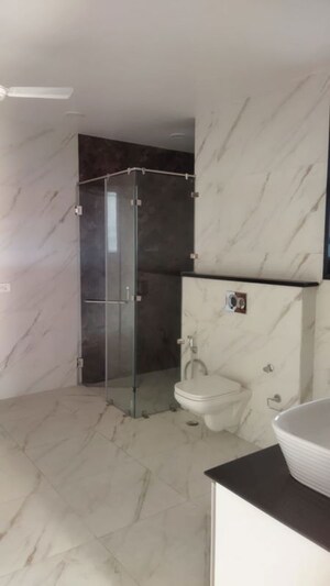 Bathroom in 5 BHK Villa at Unitech The Villas, Sector 33 – for Rent