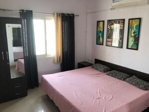 Bedroom in 3 BHK Apartment at Navrangpura – for Rent