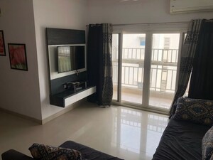 Room in 3 BHK Apartment at Navrangpura – for Rent
