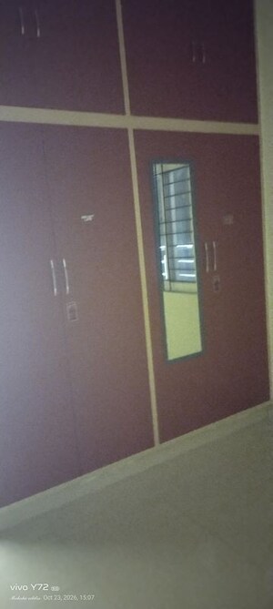 Furnished Amenities in 2 BHK Apartment at Kondapur – for Rent