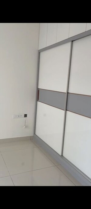 Room in 3.5 BHK Apartment at Avalon Park At The Prestige City, Sarjapur Road – for Rent
