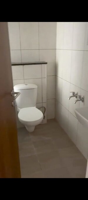 Bathroom in 3.5 BHK Apartment at Avalon Park At The Prestige City, Sarjapur Road – for Rent