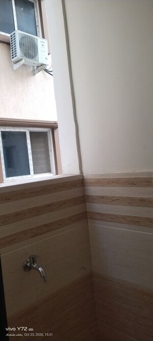 Room in 2 BHK Apartment at Kondapur – for Rent