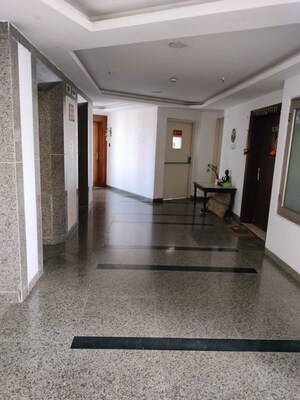 Building Lobby in 3 BHK Penthouse at Parsvnath Exotica, Sector 53 – for Sale