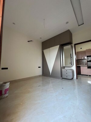 Room in 3 BHK Independent House at Kharar Road – for Sale