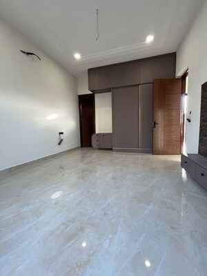 Room in 3 BHK Independent House at Kharar Road – for Sale