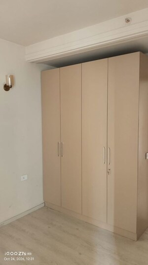 Room in 2 BHK Apartment at M3M Heights, Sector 65 – for Rent