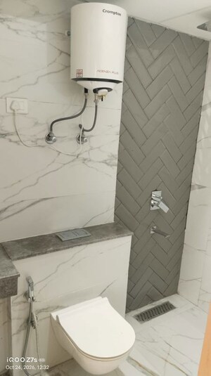 Bathroom in 2 BHK Apartment at M3M Heights, Sector 65 – for Rent
