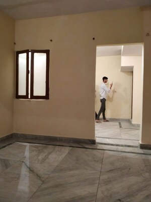 1 BHK Independent House For Rent in Sarita Vihar