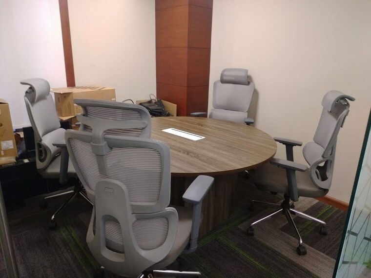Team Area, dlf-star-mall Commercial Office Space 1636 Sq.Ft. In Sector 30 Gurgaon 10780503