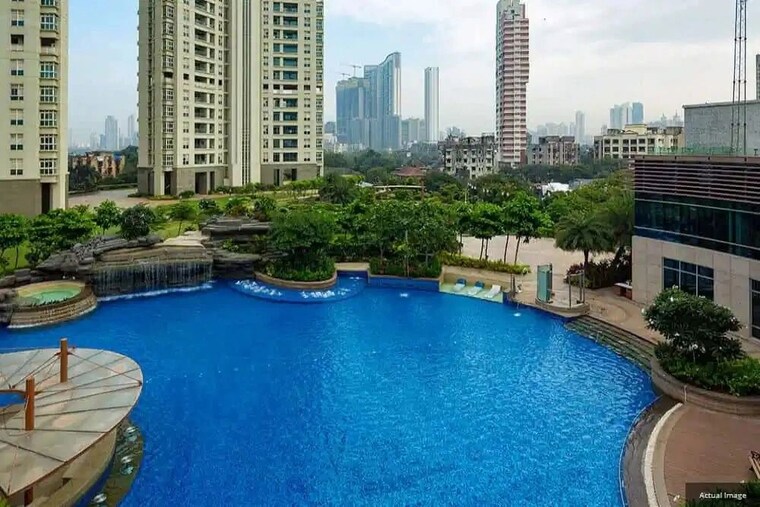 Swimming Pool, k-raheja-vivarea 3 Bedroom 2710 Sq.Ft. Apartment In Mahalaxmi Mumbai 10780508