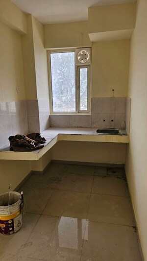 Team Area in 3 BHK Apartment at Pyramid Altia, Sector 70 – for Sale