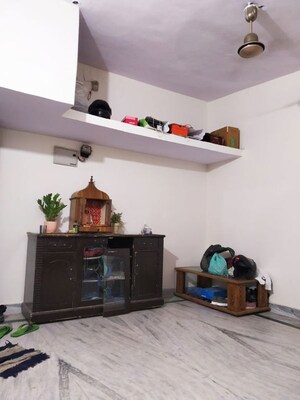 Furnished Amenities in 1 BHK Independent House at Sarita Vihar – for Rent