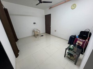 Room in 1 BHK Apartment at Runwal Eirene, Balkum Pada – for Rent