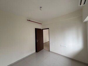 Room in 2 BHK Apartment at Omkar Signet, Malad East – for Rent