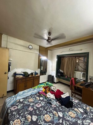 Bedroom in 2 BHK Apartment at Chamunda Heritage, Andheri East – for Rent