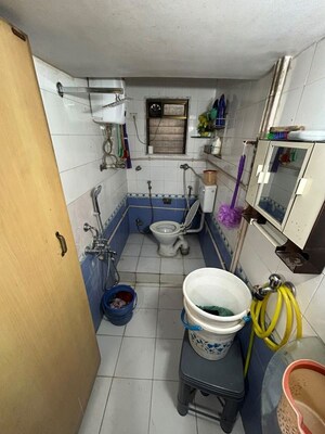Team Area in 2 BHK Apartment at Chamunda Heritage, Andheri East – for Rent