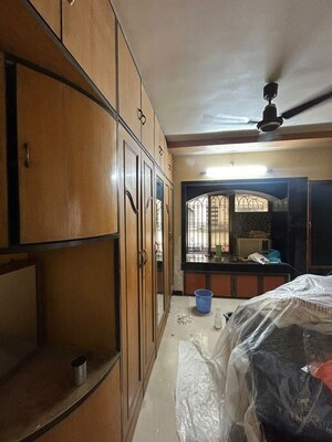 Bedroom in 2 BHK Apartment at Chamunda Heritage, Andheri East – for Rent