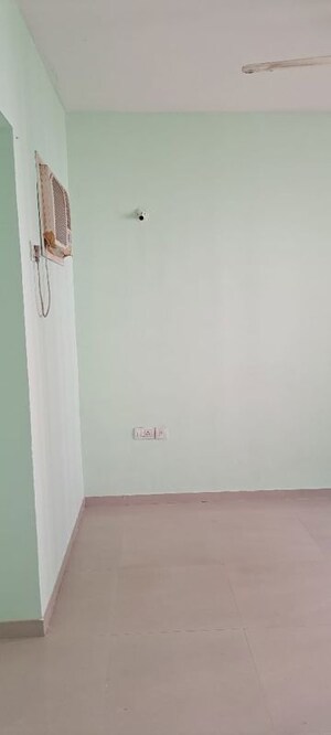 Room in 1 BHK Apartment at Lodha Palava City, Dombivli East – for Rent