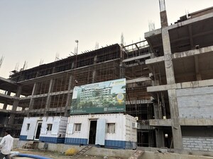  Office Space – Exterior View View at Uniwest Aero Hub, Sector 22d Yamuna Expressway - for Sale