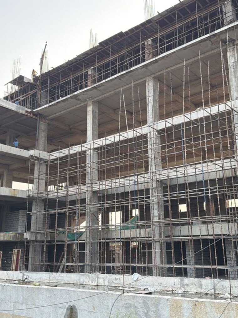 undefined, uniwest-aero-hub Commercial Office Space 478 Sq.Ft. In Sector 22d Yamuna Expressway Greater Noida 10780653