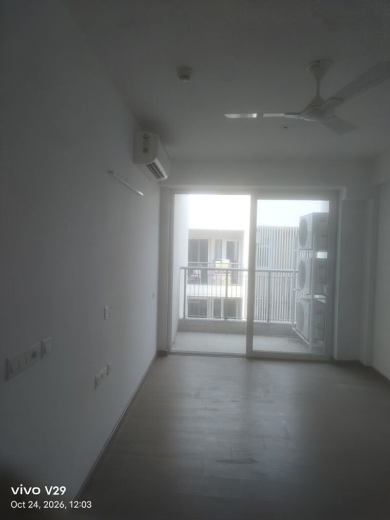 Room, dlf phase ii 4 Bedroom 330 Sq.Yd. Builder Floor In Dlf Phase ii Gurgaon 10780690