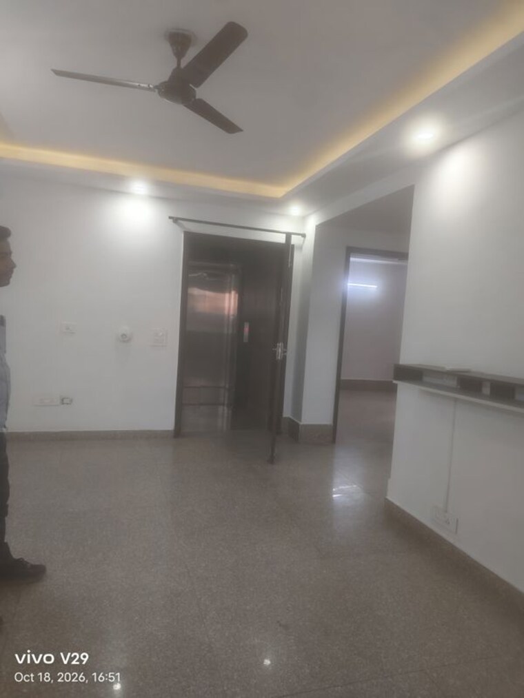 Room, dlf phase ii 4 Bedroom 330 Sq.Yd. Builder Floor In Dlf Phase ii Gurgaon 10780690