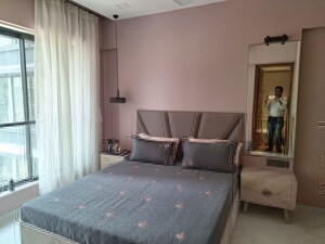 Bedroom in 3 BHK Apartment at Aum Nav Kiran, Khar West – for Rent