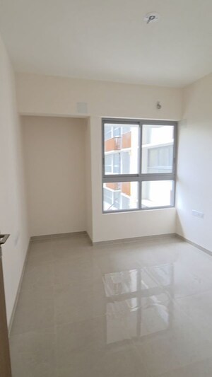 2 BHK Apartment For Sale in Soham Tropical Lagoon, Ghodbunder Road