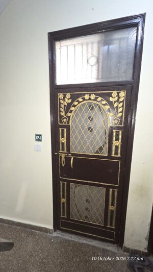 Furnished Amenities in 2 BHK Builder Floor at Nyay Khand I – for Rent