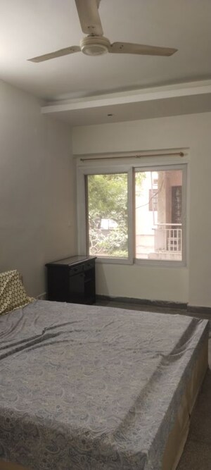 Room in 3 BHK Builder Floor at Sarita Vihar – for Rent