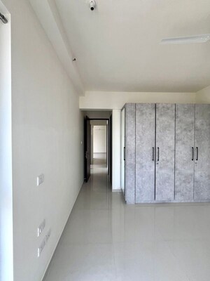 Room in 3 BHK Apartment at Sheth Zuri, Laxmi Nagar – for Sale
