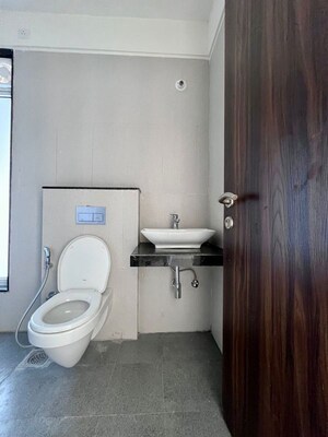 Bathroom in 3 BHK Apartment at Sheth Zuri, Laxmi Nagar – for Sale
