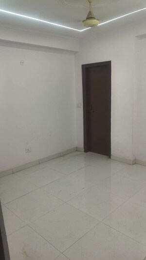 Room in 1 RK Builder Floor at Neb Sarai – for Rent