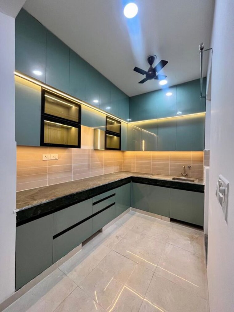Kitchen, bptp-park-floors-i 4 Bedroom 278 Sq.Yd. Independent House In Sector 77 Faridabad 10780798