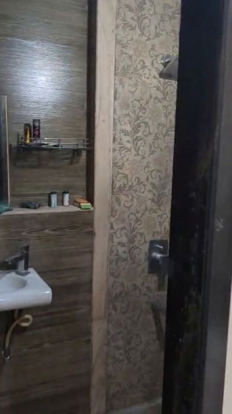 Bathroom, pride-presidency-luxuria 2 Bedroom 705 Sq.Ft. Apartment In Ghodbunder Road Thane 10780801